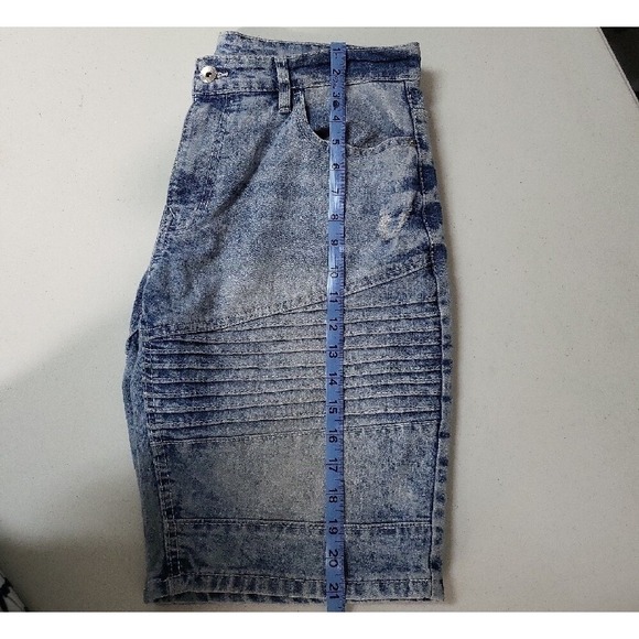 Southpole Denim Shorts Acid Wash Moto Style Ribbed Knee Distressed - Picture 7 of 10